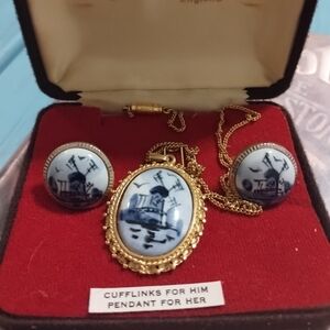 Stratton cufflinks and necklace set
